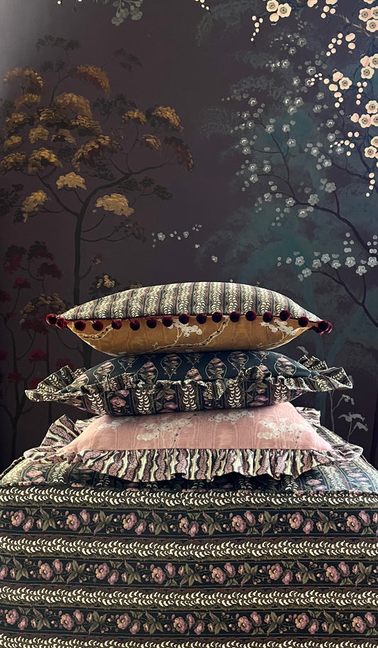 Victorias Dress - Jet