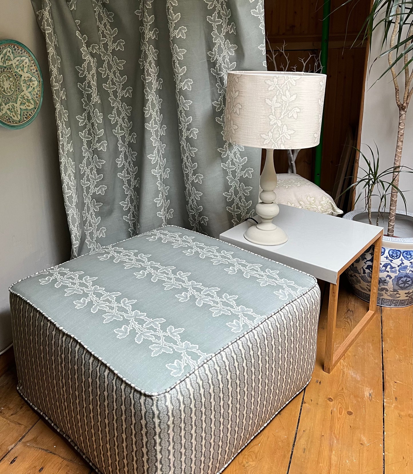 Lunds Leaf in French grey. Reversible cushion cover in cotton piped, in pressed fern.