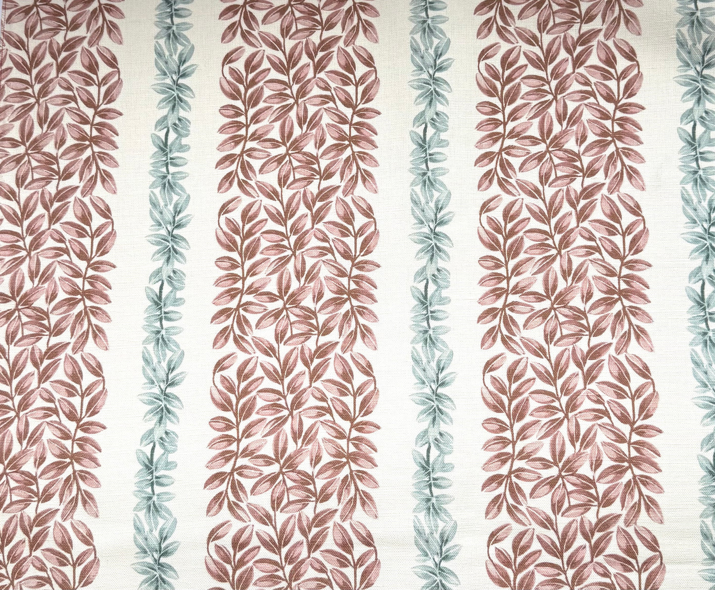 Large Leaf Stripe - Grey and Pink